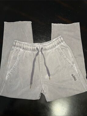 Aeropostale washed Gray Men's Jogger Sweatpants with Drawstring and raw hem